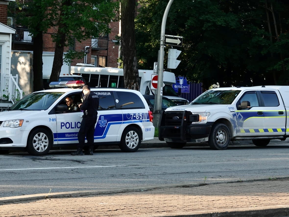 Witnesses say it was a dispute between father and son, police say. The suspect may appear in court Saturday pending further investigation. (Mathieu Wagner/Radio-Canada - image credit)