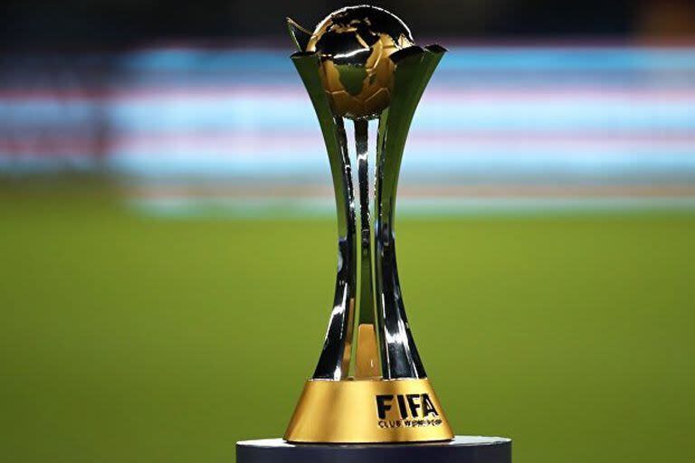 El trofeo del Mundial de Clubes, en juego desde este martes en Arabia Saudita