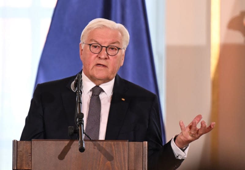 German President Frank-Walter Steinmeier speaks at the conference "20 years of the Czech Republic in the EU: A vision for an enlarged Europe". The occasion of the trip is the Czech Republic's admission to the EU 20 years ago. Britta Pedersen/dpa