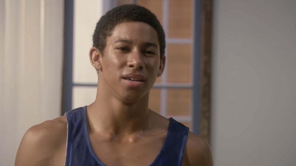 Keiynan Lonsdale as Ollie in Dance Academy