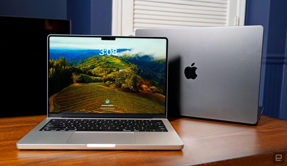 Apple MacBook Pro 14-calowy i 16-calowy