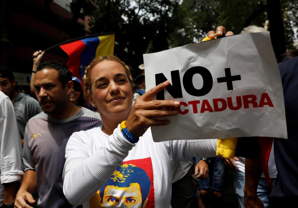 Venezuela bajo máxima tensión por marchas opuestas