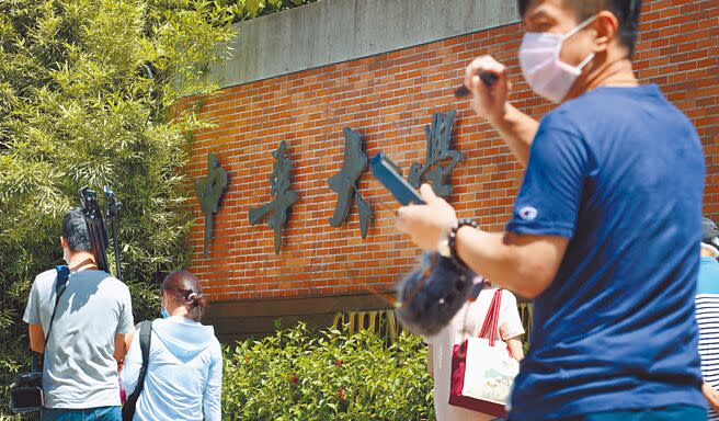 中華大學9日表示，已開過林智堅論文審查會，5名審查委員已比對所有事證及資料，結果預計下周出爐，校方也會立即對外公開結果。（本報資料照片）