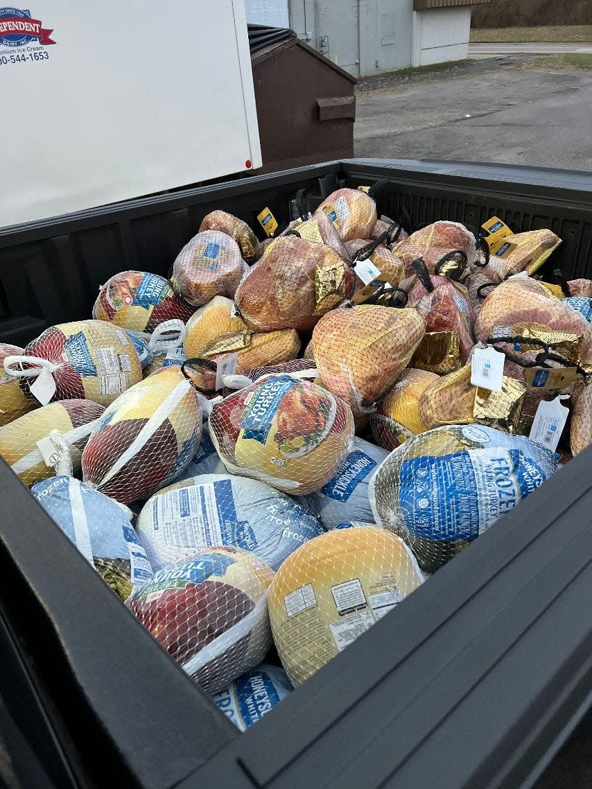 Teen Ambassadors bought 40 hams and 43 turkeys for those in need.