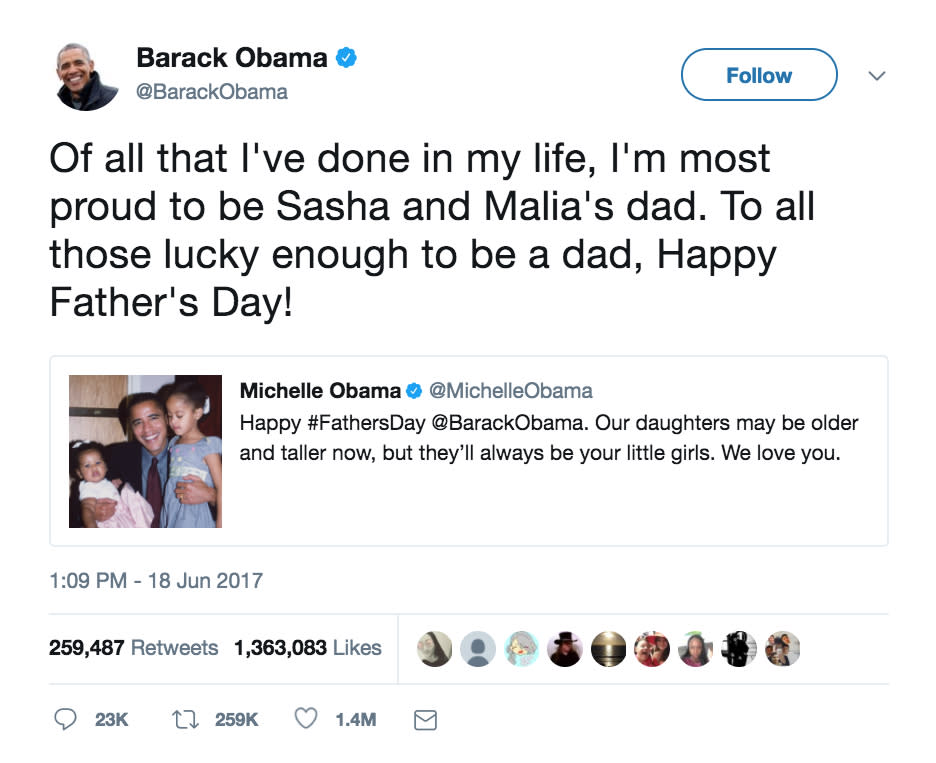 <p>Der 18. Juni 2017 war der erste Vatertag seit acht Jahren, den Barack Obama wieder als Privatmann zusammen mit seiner Familie feiern konnte. „Von all den Dingen, die ich in meinem Leben getan habe, bin ich immer noch am stolzesten darauf, der Vater von Sasha und Malia zu sein. Allen, die das Glück haben, Vater zu sein, wünsche ich einen fröhlichen Vatertag!”, schrieb er – und stieß damit auf eine ganze Menge Twitter-Gegenliebe. (Bild: Twitter/@BarackObama) </p>