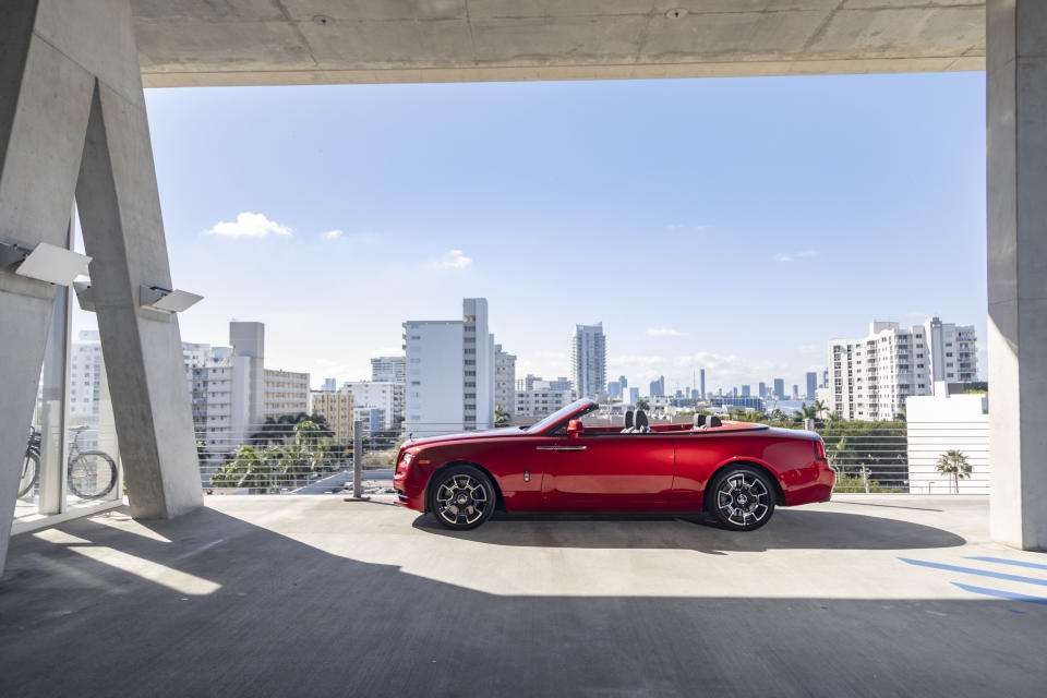 2020 Rolls-Royce Dawn Black Badge (Credit: Rolls-Royce Motor Cars)