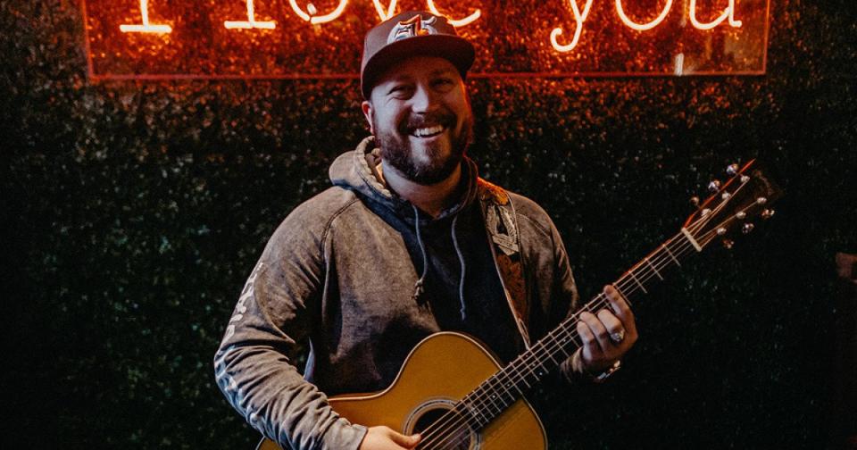 Inside Mitchell Tenpenny's Anything She Says Tour: All the Photos from the St. Louis Show