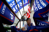 <p>A worker makes flags for U.S. President Donald Trump’s “Keep America Great!” 2020 re-election campaign at Jiahao flag factory in Fuyang, Anhui province, China July 24, 2018. (Photo: Aly Song/Reuters) </p>