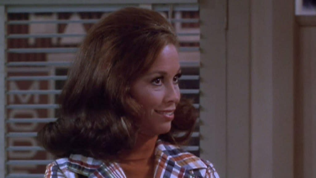 The Mary Tyler Moore Show Season 2 Streaming: Watch & Stream Online via Hulu