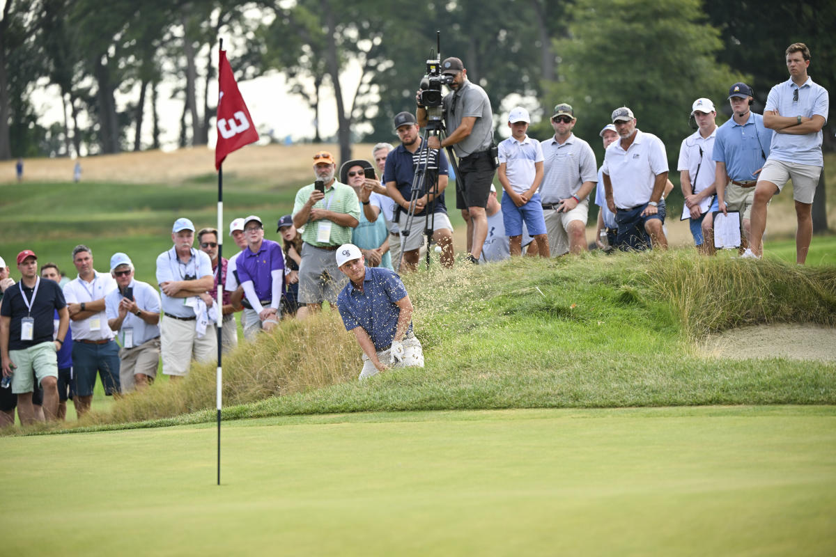 Bennett to Face Carr in 36-Hole Final at The Ridgewood C.C.