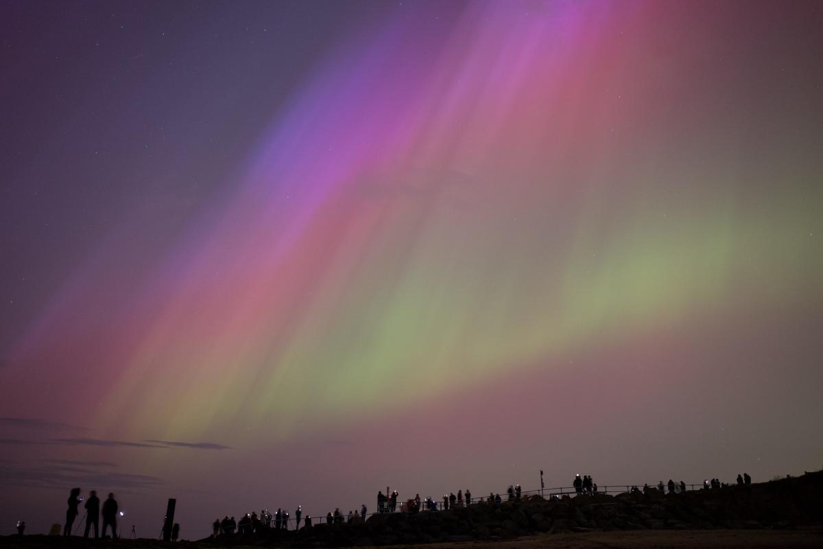 See rare phenomenon of northern lights around Florida, United States