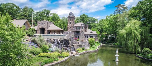 Live Like a Yankee at Derek Jeter's Hudson Valley Castle