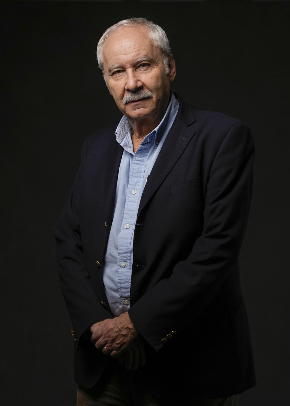 Writer Pablo Vierci poses for a portrait to promote the film "Society of the Snow" on Friday, Oct. 27, 2023, in Los Angeles. (AP Photo/Ashley Landis)