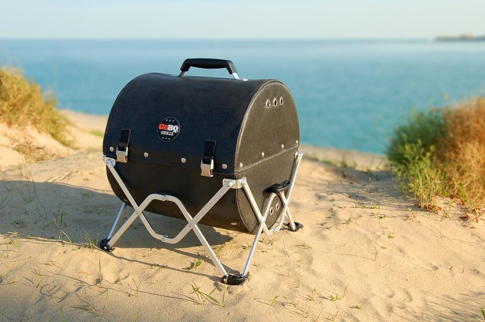 GoBQ Portable Charcoal Grill 