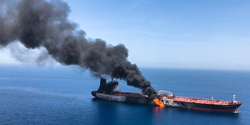 oil tanker gulf of iran fire