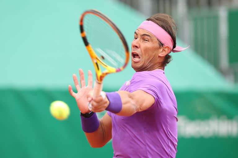 Rafael Nadal, que no competía desde Australia, volvió a jugar y derrotó a Federico Delbonis en la segunda ronda del Masters 1000 de Montecarlo.