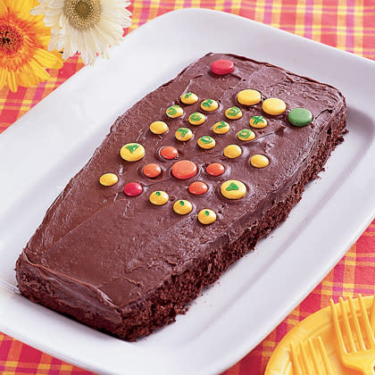 <div class="caption-credit"> Photo by: FamilyFun.go.com</div><p> <b>Clicker Cake</b> </p> <p> You'll want to keep your eye on this remote control cake: like its electronic counterparts, it's likely to disappear before you know it. </p> <p> <a rel="nofollow noopener" href="http://familyfun.go.com/recipes/clicker-cake-686373/?cmp=ELP|ffn|edit|Yahoo|Shine|FathersDayFood|060612||ClickerCake|famE|" target="_blank" data-ylk="slk:Get the Recipe;elm:context_link;itc:0;sec:content-canvas" class="link ">Get the Recipe</a> </p>