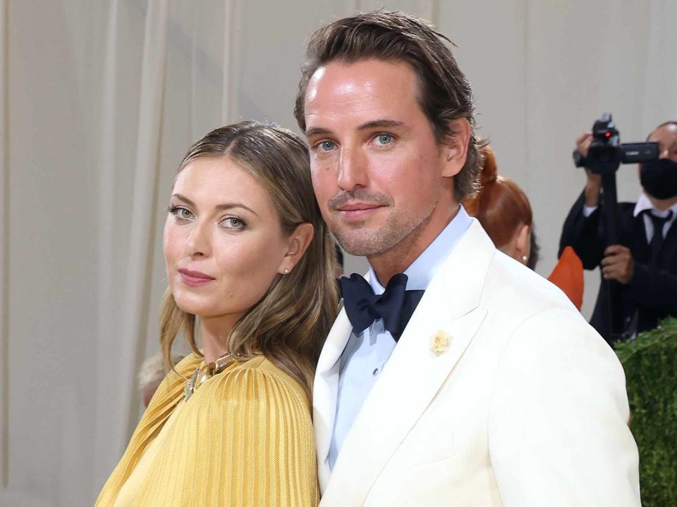 <p>Taylor Hill/WireImage</p> Maria Sharapova and Alexander Gilkes attend the 2021 Met Gala