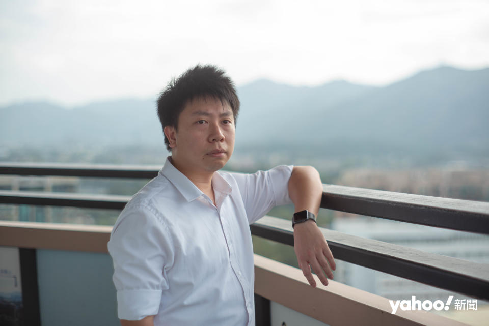 在整理自殺資料庫外，楊皓文都是一個普通上班族，遇到香港人共同面對的問題。
