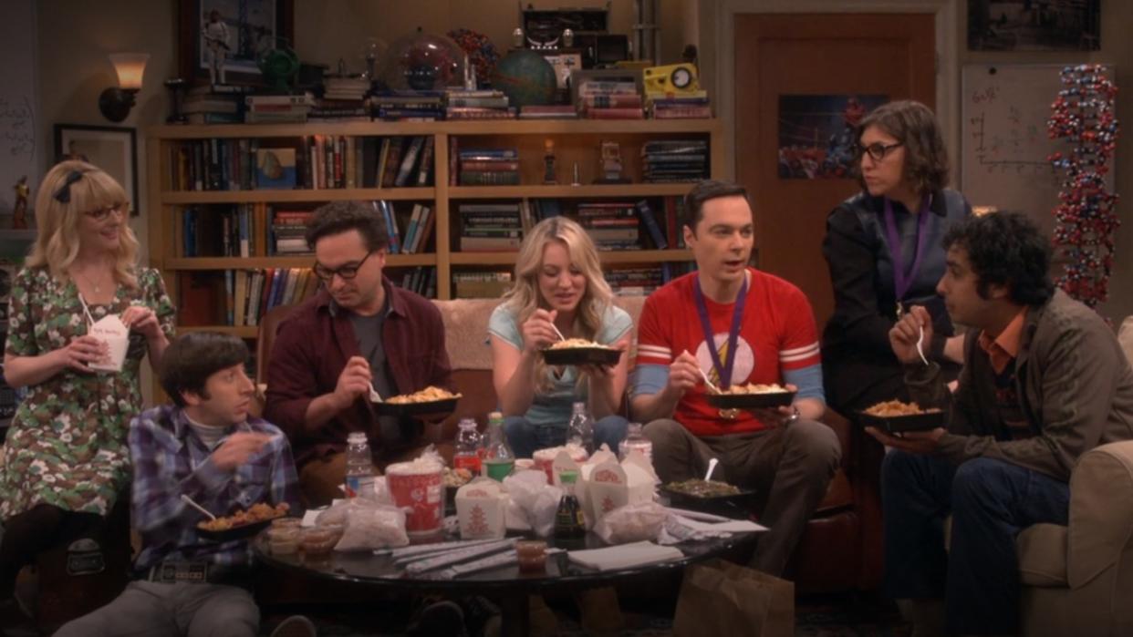  Big Bang Theory Cast eating together in final moments of series finale. 