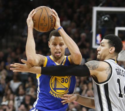 Stephen Curry missed 14 of his 18 shots against Danny Green and the Spurs. (Getty Images)