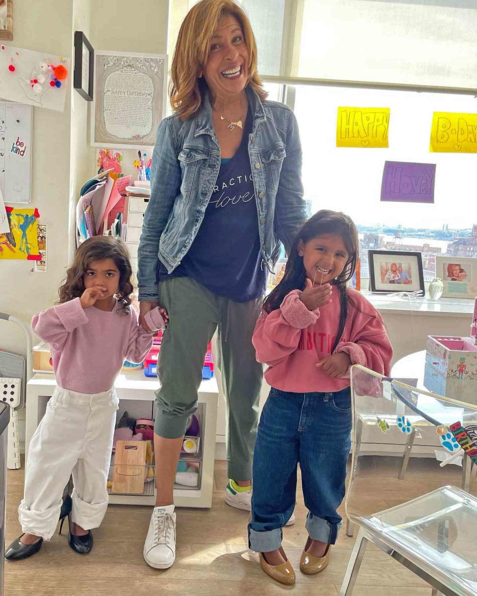 https://www.instagram.com/p/CemnzJZrtoc/ hodakotb Verified Somebody raided mommy's closet ❤️❤️