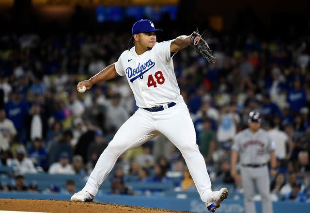 Brusdar Graterol - Los Angeles Dodgers Relief Pitcher - ESPN