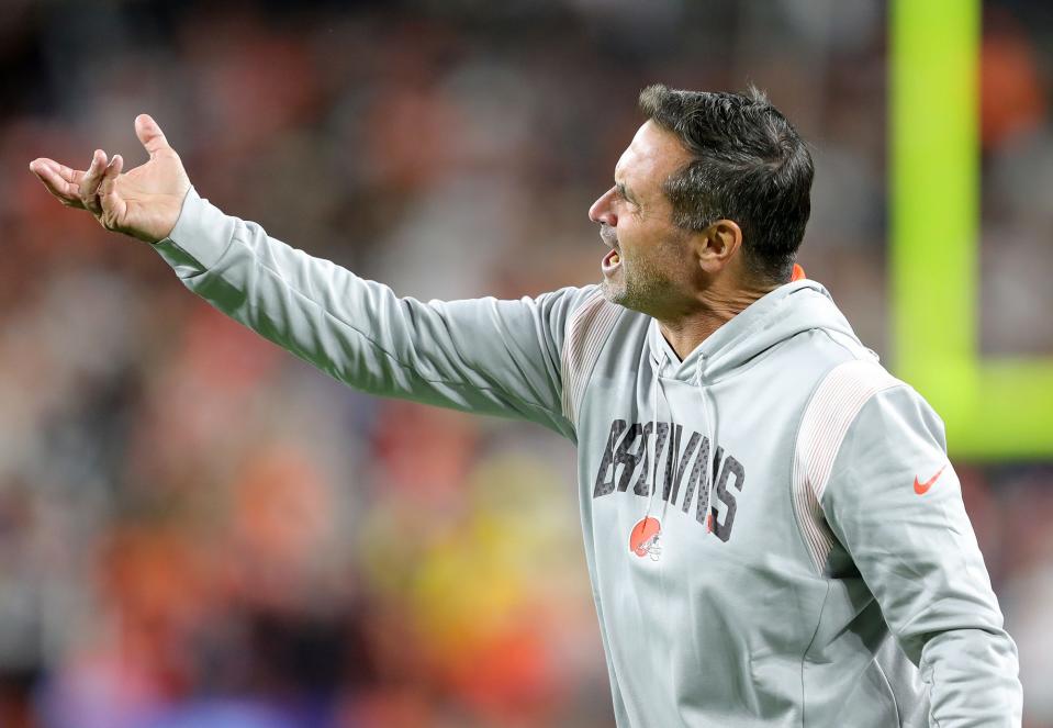 Browns special teams coordinator Mike Priefer reacts as he has 12 men on the field during the second half against the Steelers, Thursday, Sept. 22, 2022, in Cleveland.