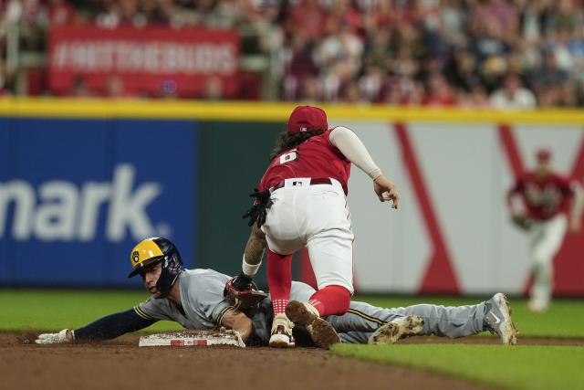 Brewers shut out Reds for 3rd straight game, take sole NL Central lead with  3-0 win