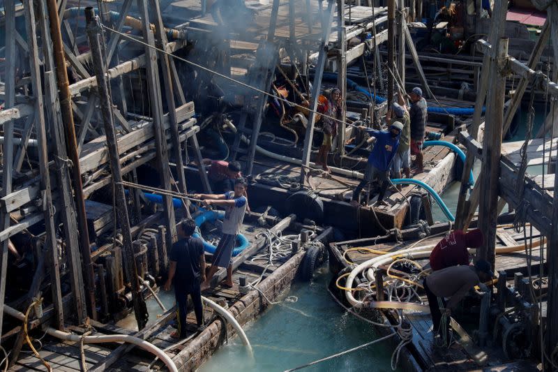 The Wider Image: Mining tin from the sea