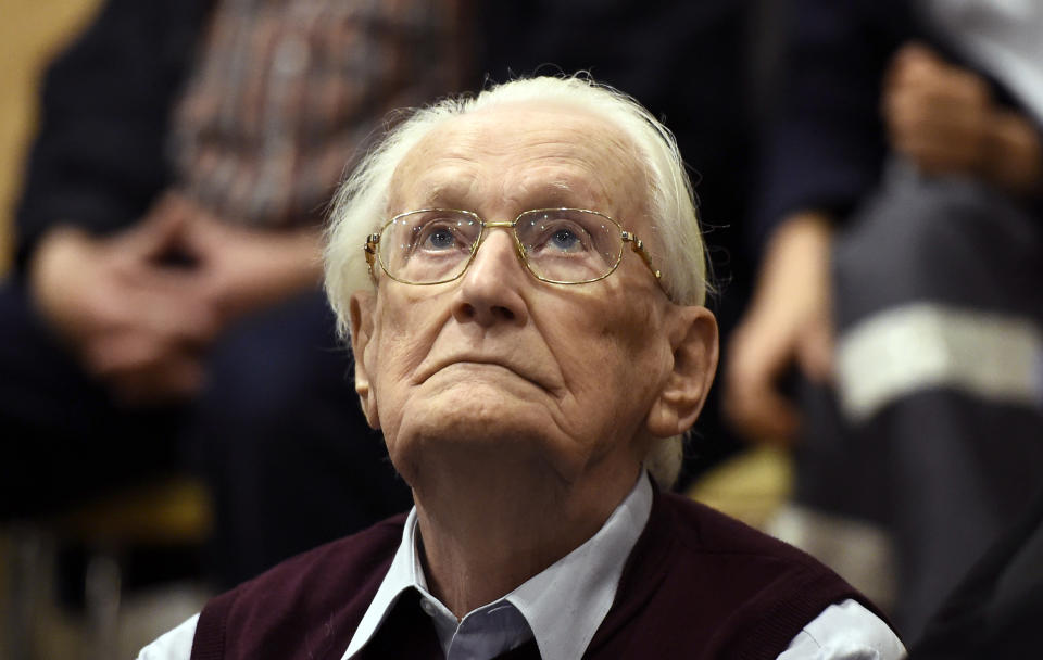 Oskar Groening, antiguo guardia de Auschwitz (AP)