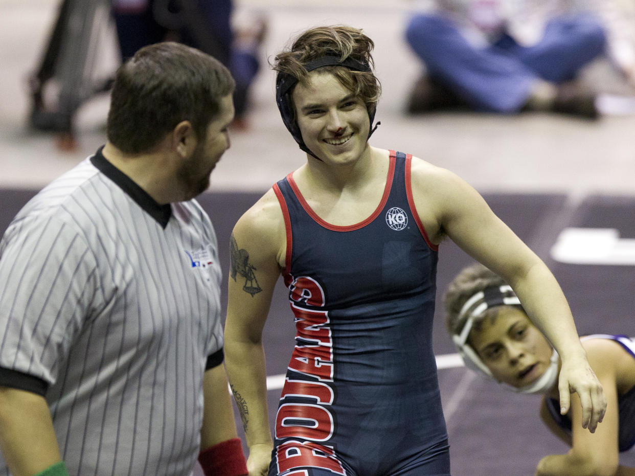 Mack Beggs de la escuela Trinity High School ganó su segundo título estatal consecutivo en la rama femenil en Texas. / Foto: AP