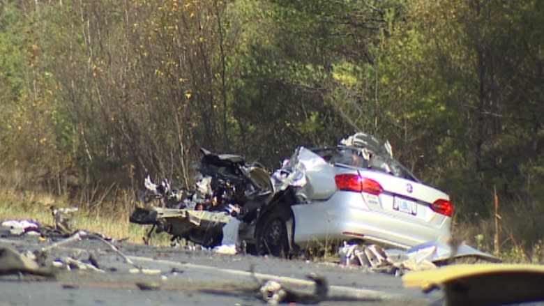 Crashed tanker truck closes Highway 3 in Yellowknife