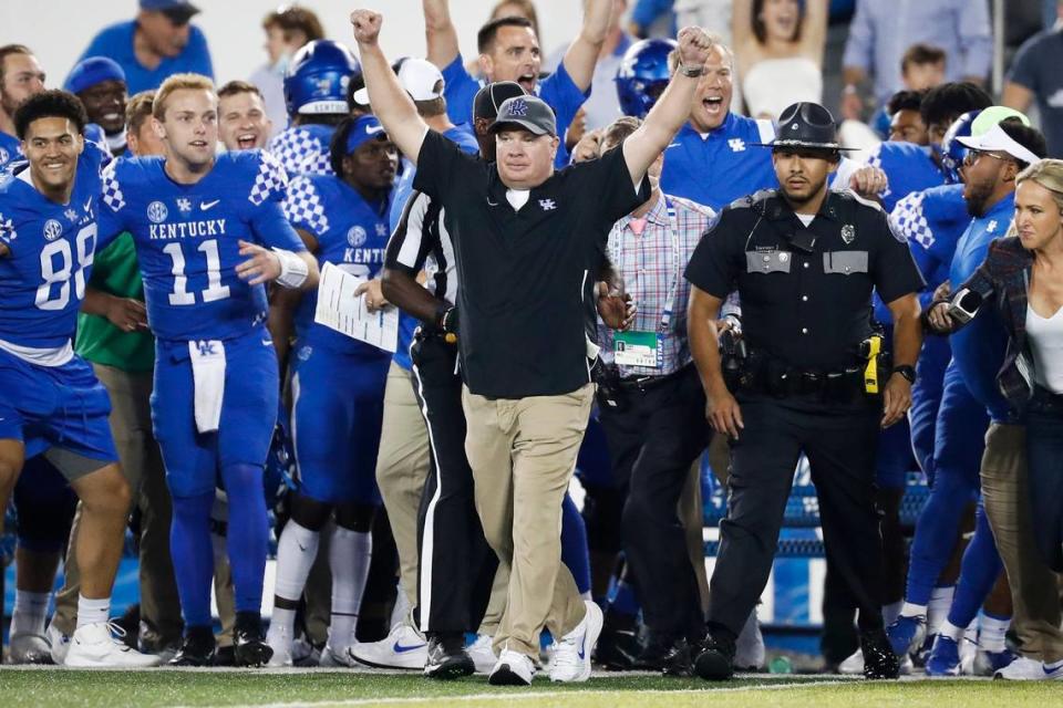 Kentucky Coach Mark Stoops will be seeking his first road win over a SEC West opponent when the Wildcats visit Mississippi Saturday. Stoops is 0-10 since 2013 in road contests vs. the SEC West.