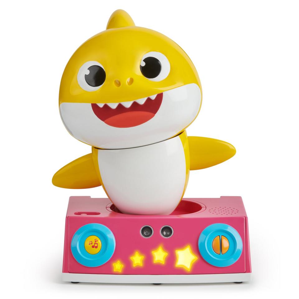 Pinkfong Baby Shark Dancing DJ