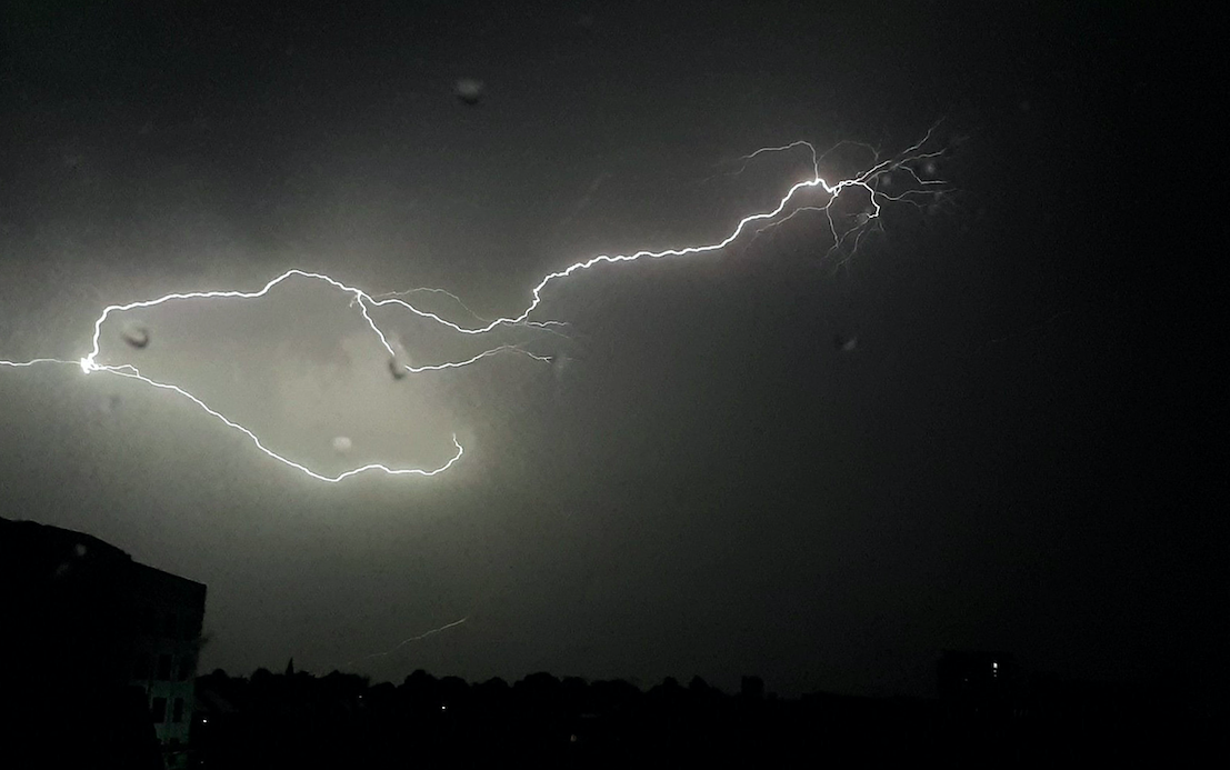 Lightning striking as a thunder storm passes over Basingstoke, Hampshire (Twitter/@lanttans/PA)