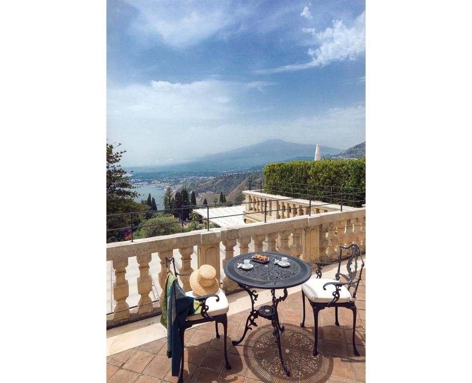 Dinner and drinks are accompanied by views of Mount Etna (Grand Hotel Timeo)