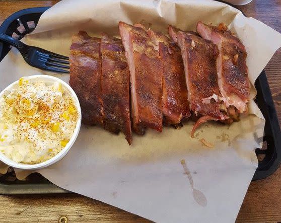 Iowa: Moo's BBQ