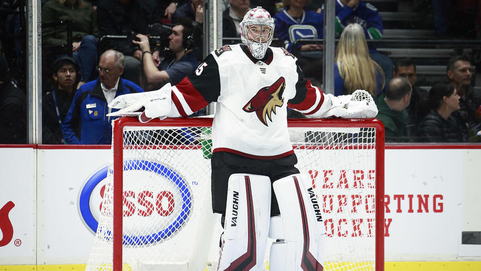 Darcy Kuemper has been elite, he just doesn't have the help. (Photo by Jeff Vinnick/NHLI via Getty Images)