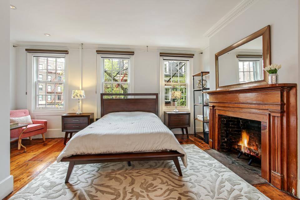 The four-story West Village townhouse, which was built on land owned by Aaron Burr, who fatally shot Alexander Hamilton, closed for $4.8 million