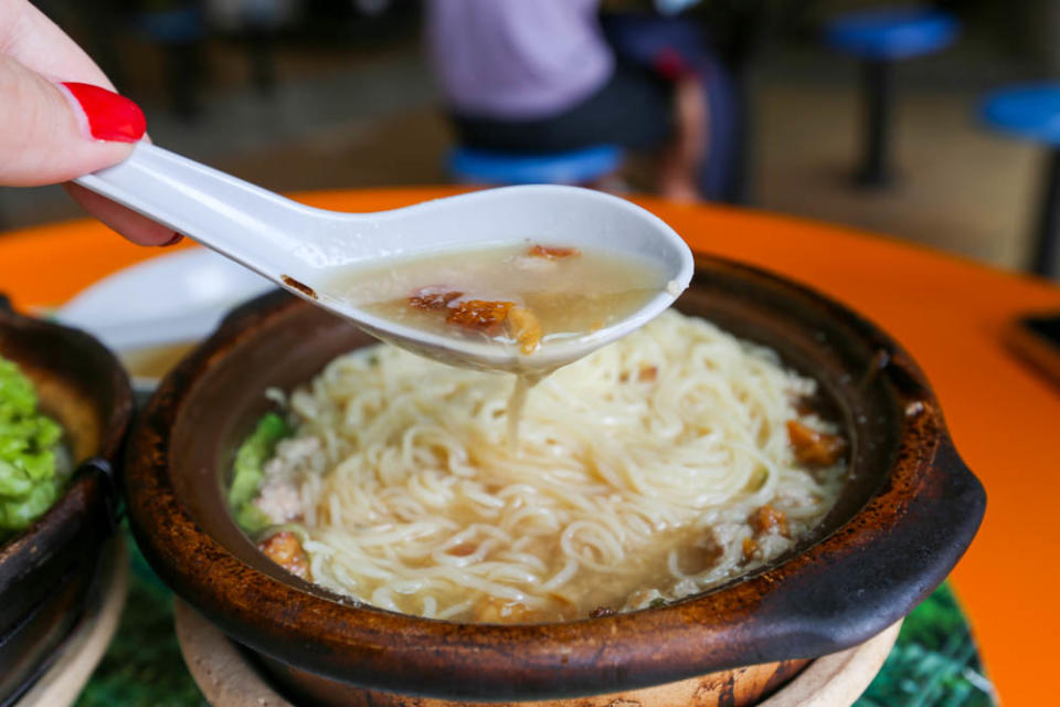 Ah Gong Minced Pork Noodle - soup