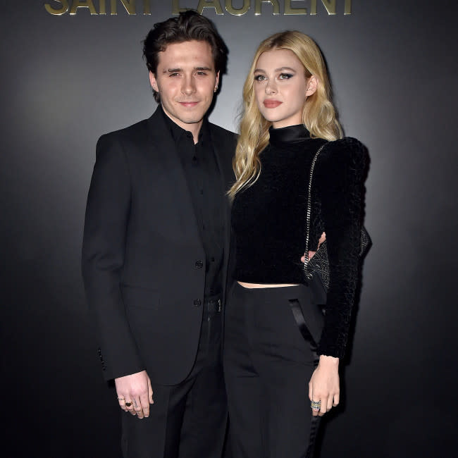 Brooklyn Beckham y Nicola Peltz credit:Bang Showbiz