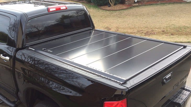 Peragon Limited HD Retractable Truck Bed Cover