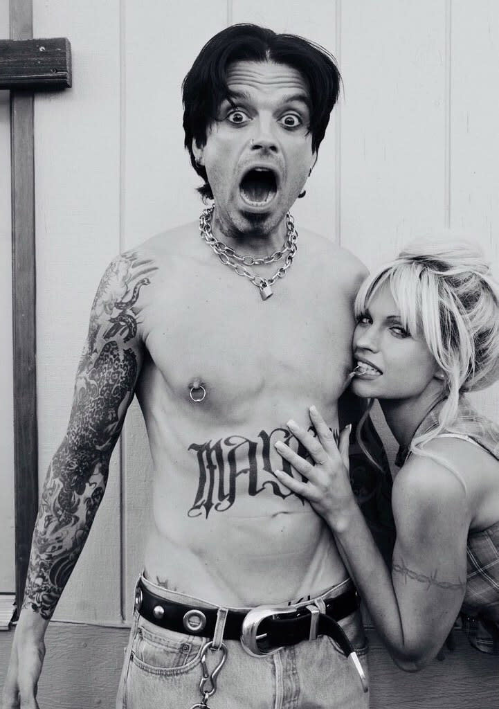 Sebastian shared a photo showing his full transformation into Tommy Lee with black hair, a goatee, piercings and tattoos. Photo: Hulu