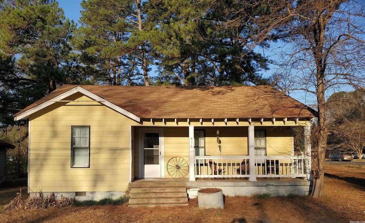 The Fixer-Upper 2-Bedroom Cottage