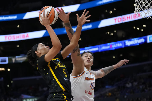 Rookie Zia Cooke is Putting on a Show on the Los Angeles Sparks