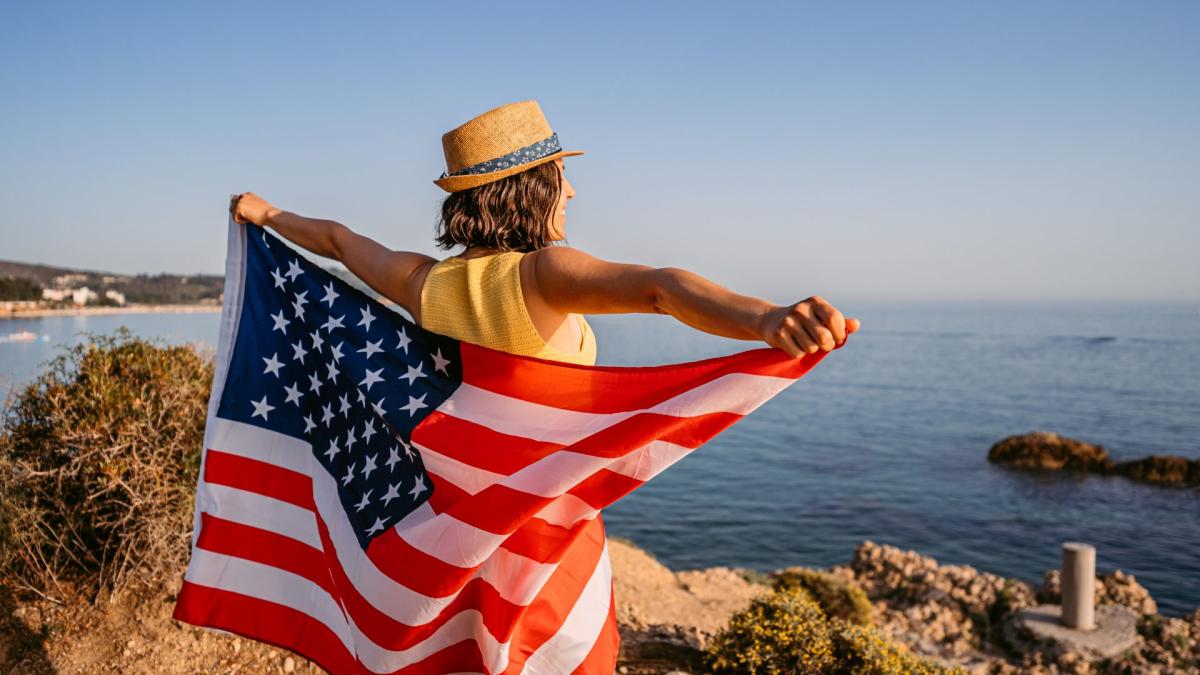 7 Ways To Save Money Booking a Late July 4th Getaway