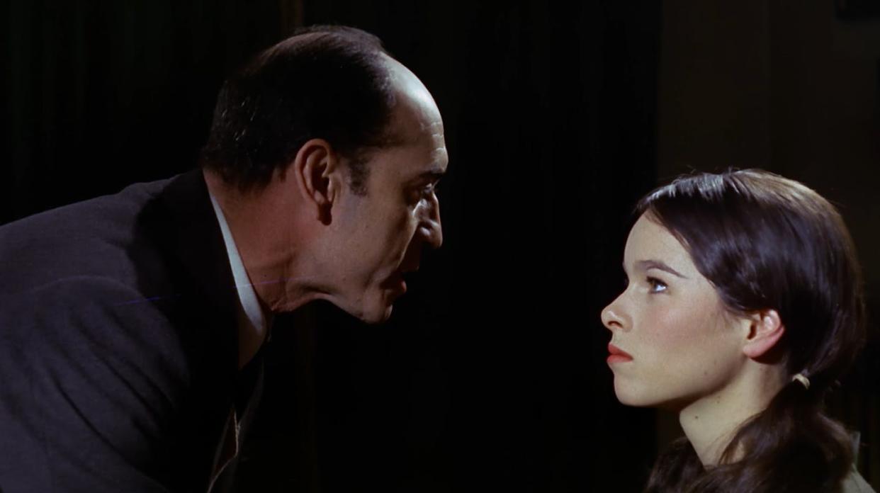 José Luis López Vázquez y Geraldine Chaplin en 'Peppermint Frappé', de Carlos Saura. <a href="https://www.imdb.com/title/tt0062113/mediaviewer/rm2487481345/?ref_=tt_md_2" rel="nofollow noopener" target="_blank" data-ylk="slk:IMDB;elm:context_link;itc:0;sec:content-canvas" class="link ">IMDB</a>