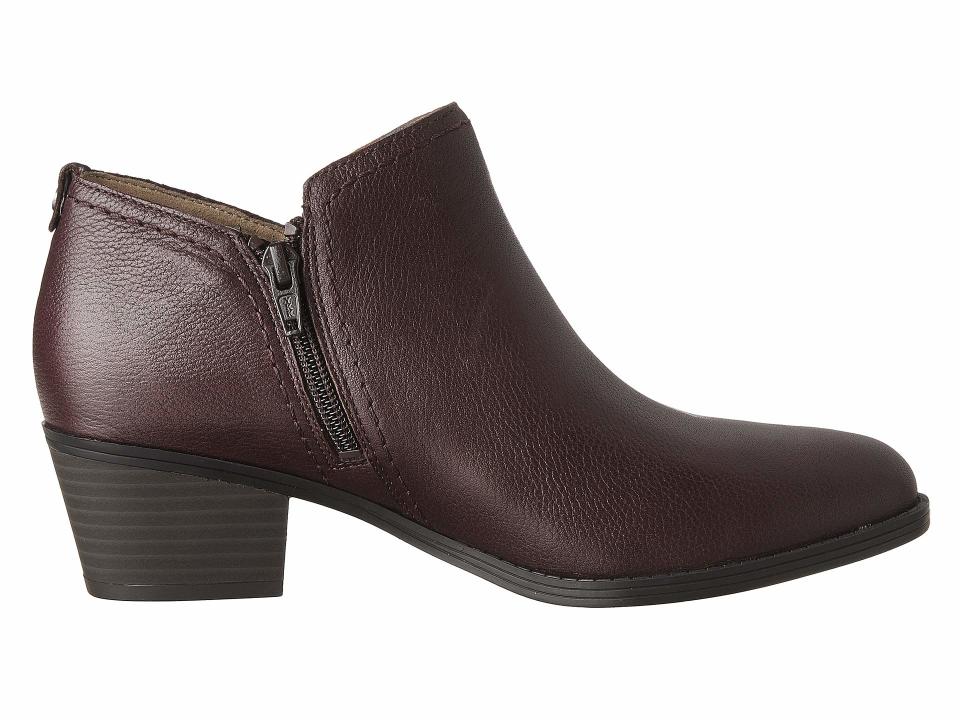 These boots feature breathable, quick-dry lining to keep feet cool. (Photo: Zappos)