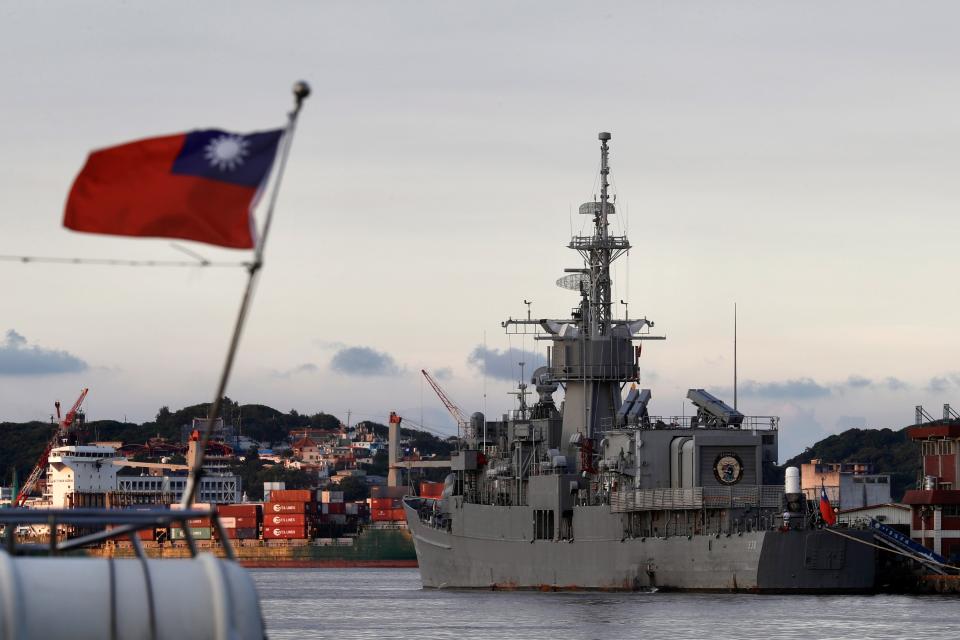 Taiwan Navy's Chi Yang-class frigate Ning Yang (FFG-938) is anchored at a harbour in Keelung city, Taiwan, 05 August 2022 (EPA)